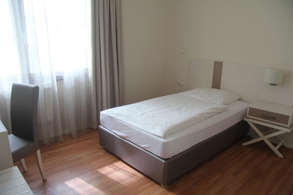 Hotel Centro Štutgart Exteriér fotografie